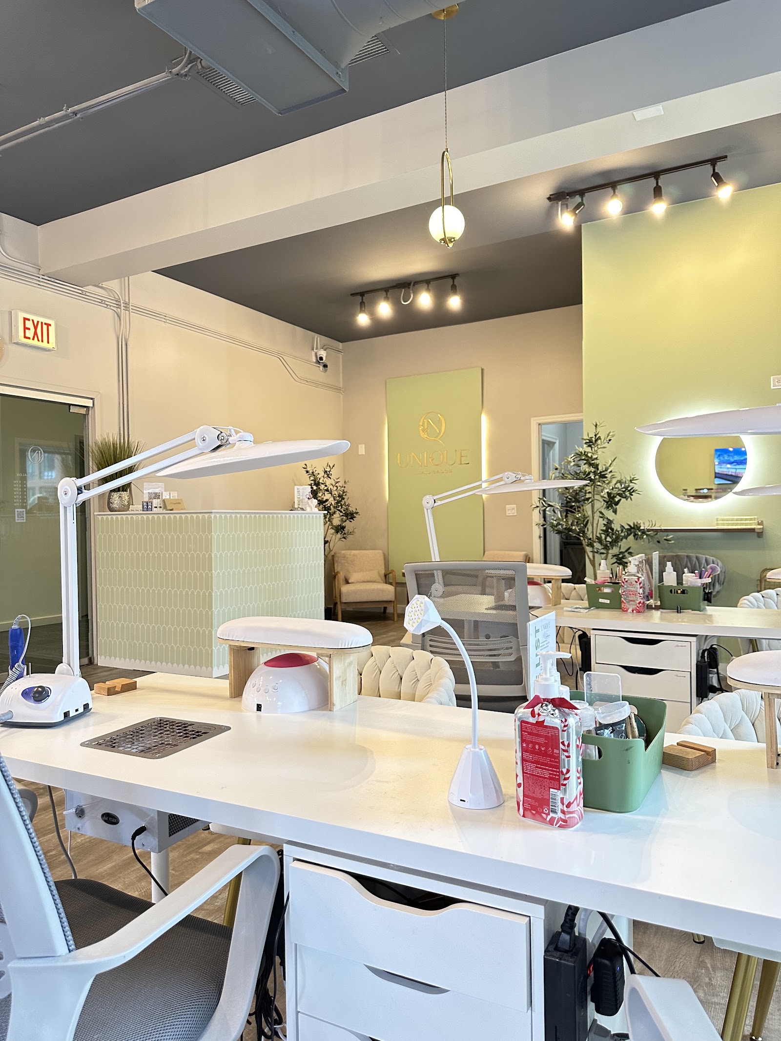 Unique nail salon Chicago nail photo 8